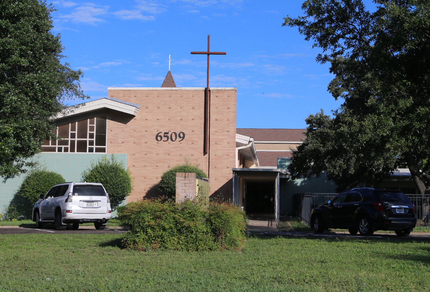 Lakewood Christian Church